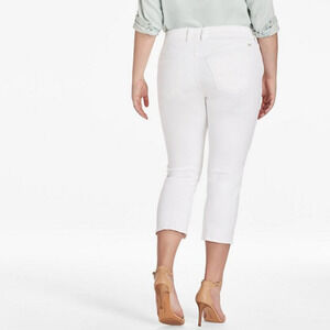 Lucky Brand | 16W | EMMA CROPPED JEAN IN CLEAN WHITE Cropped Fitted